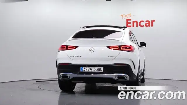 Mercedes-Benz GLE-Class 2023 — Фото 4/20