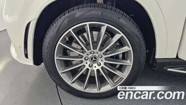 Mercedes-Benz GLE-Class 2023 — Фото 5/20