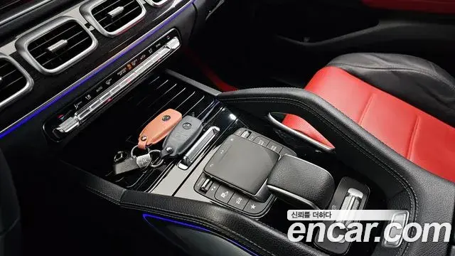 Mercedes-Benz GLE-Class 2023 — Фото 18/20
