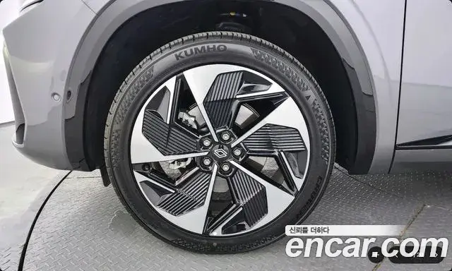 Renault Samsung Grand Koleos 2025 — Photo 19/30