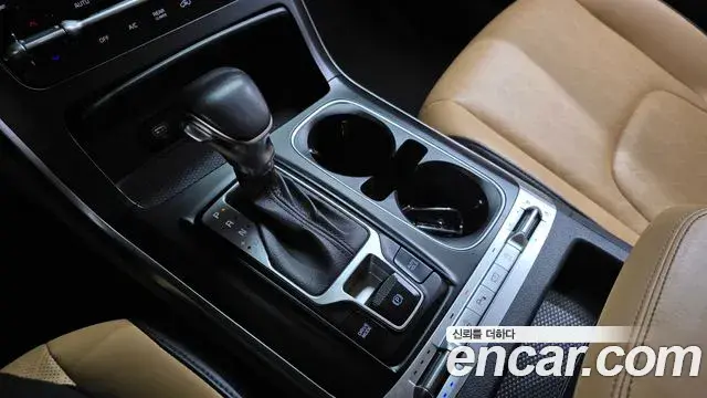 Kia Carnival 2020 — Фото 9/20