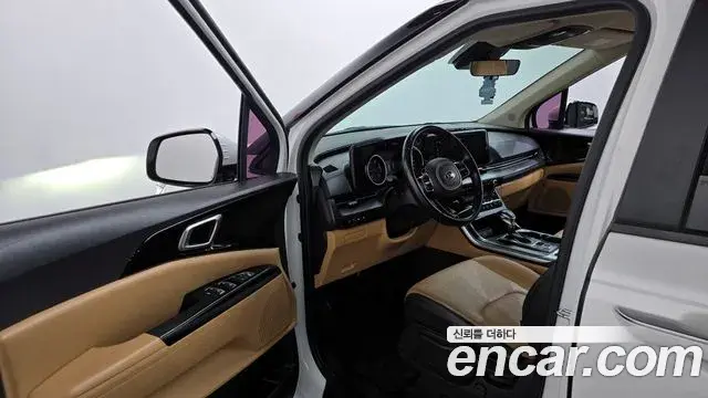 Kia Carnival 2020 — Фото 10/20