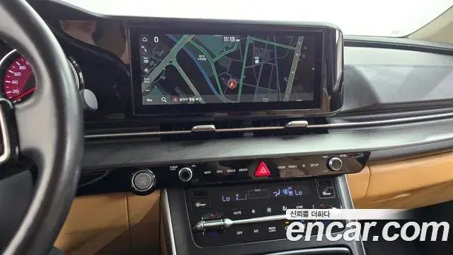 Kia Carnival 2020 — Фото 12/20