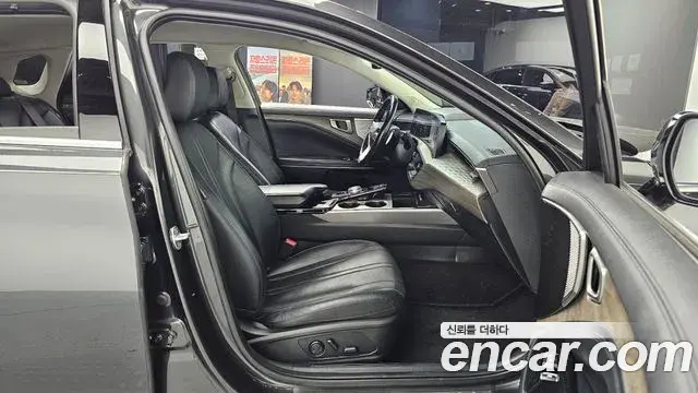 Kia K8 2022 — Photo 10/20