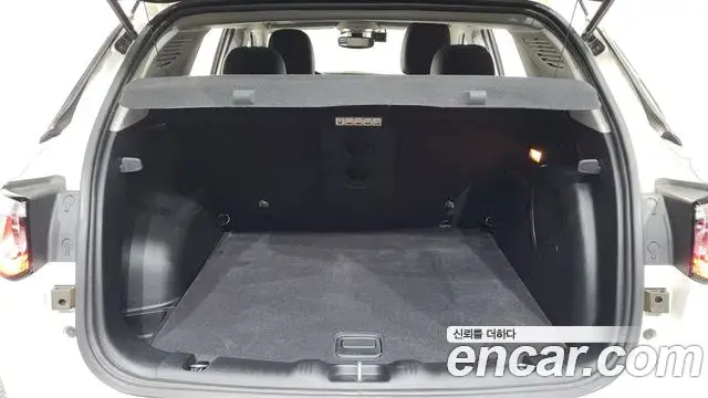 Jeep Compass 2021 — Фото 19/20