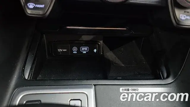 Genesis G70 2018 — Photo 30/33