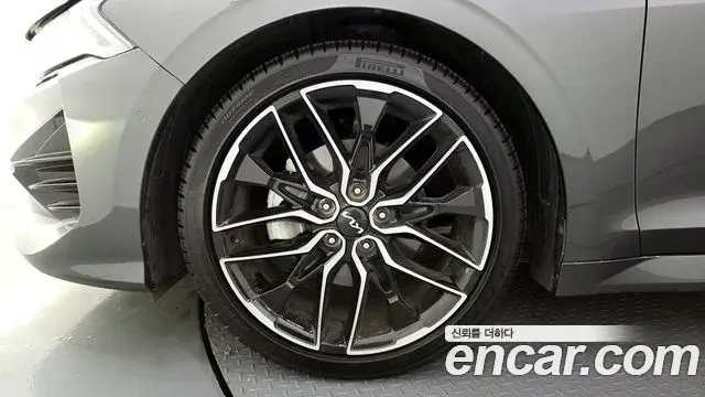 Kia K5 2021 — Photo 17/37