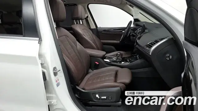 BMW X3 2022 — Photo 11/20