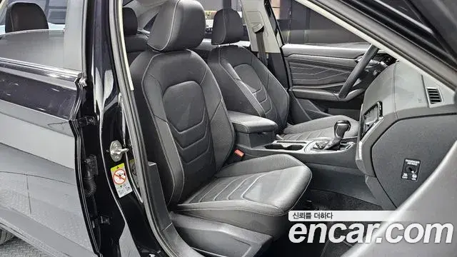 Volkswagen Jetta 2024 — Photo 26/32