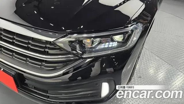 Volkswagen Jetta 2024 — Photo 17/32