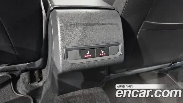 Volkswagen Jetta 2024 — Photo 1/32