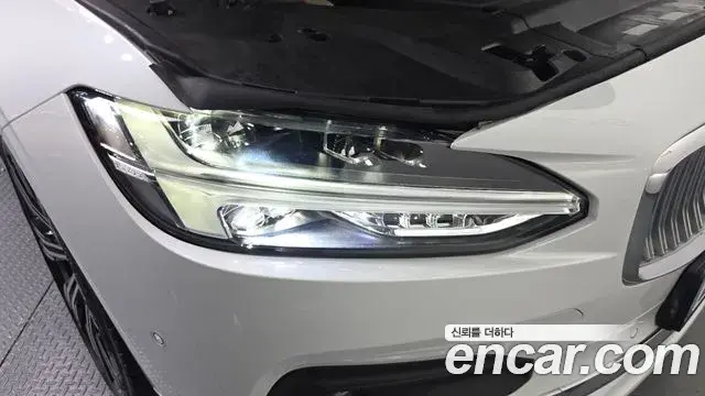 Volvo S90 2024 — ფოტო 5/35