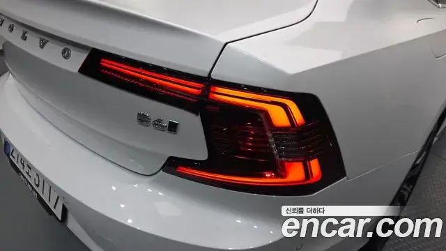 Volvo S90 2024 — ფოტო 19/35