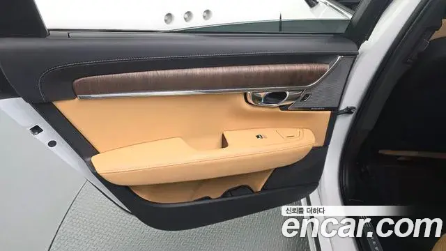 Volvo S90 2024 — ფოტო 20/35