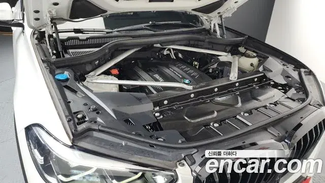 BMW X5 2019 — Şəkil 23/35