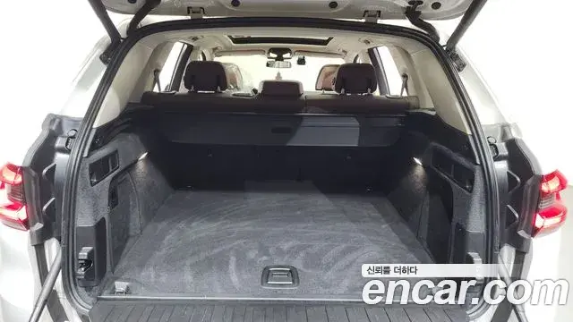 BMW X5 2019 — Şəkil 33/35