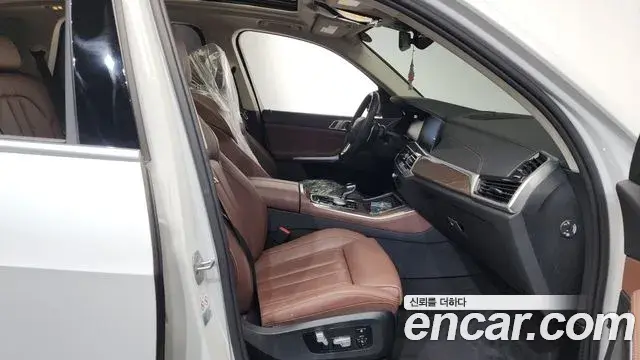BMW X5 2019 — Şəkil 32/35