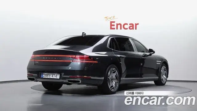 Genesis G90 2022 — Photo 19/38