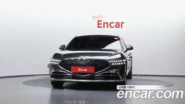 Genesis G90 2022 — Photo 4/38