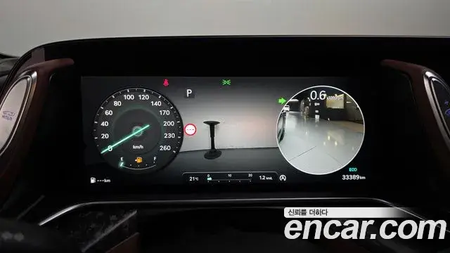 Genesis G90 2022 — Photo 12/38
