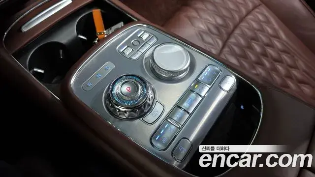 Genesis G90 2022 — Photo 10/38
