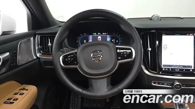 Volvo V60 Cross Country 2023 — Фото 13/20