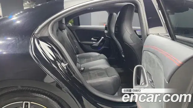 Mercedes-Benz CLA-Class 2021 — Фото 11/20