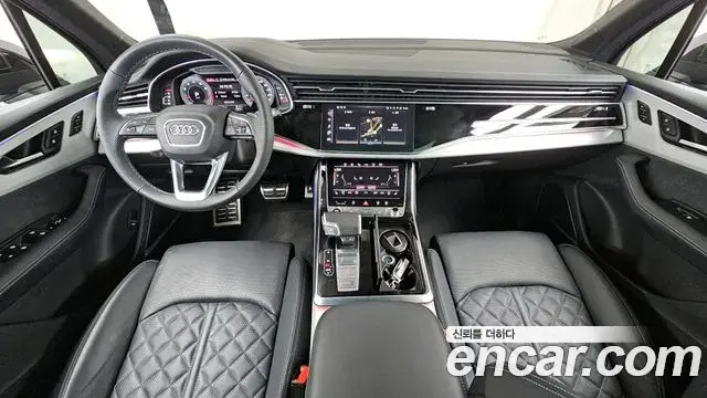 Audi Q7 2024 — Photo 7/20