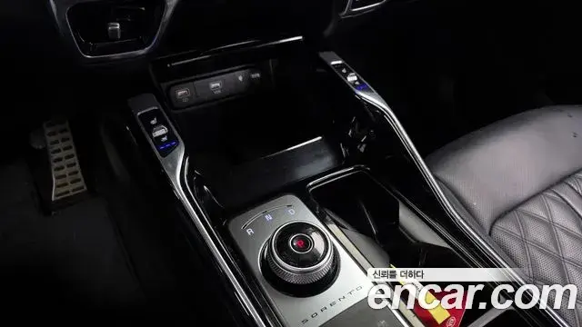 Kia Sorento 2020 — Photo 23/36