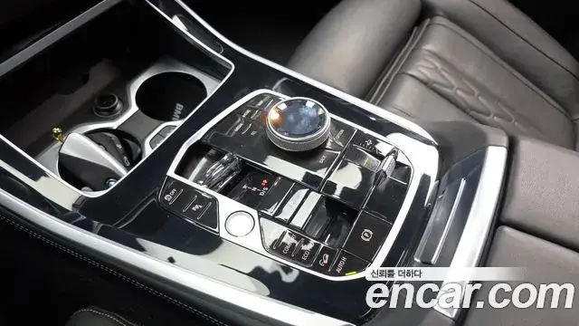 BMW X5 2025 — Photo 29/32