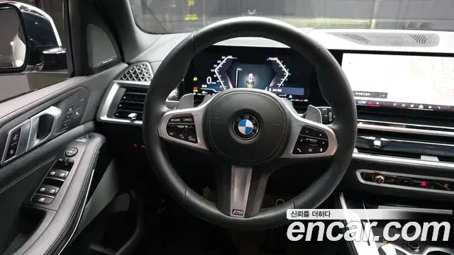 BMW X5 2025 — Photo 21/32