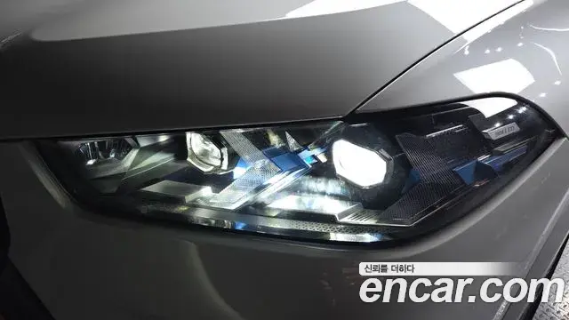 BMW X5 2025 — Photo 2/32