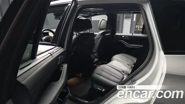 BMW X5 2025 — Photo 3/32