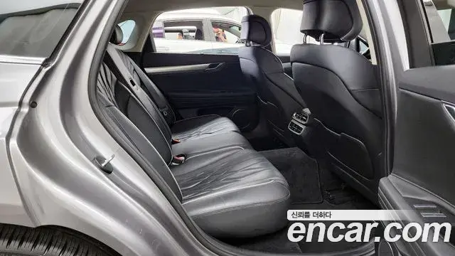 Genesis G80 2020 — ფოტო 13/20