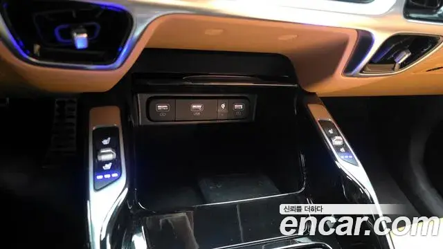 Kia Sorento 2020 — ფოტო 21/38
