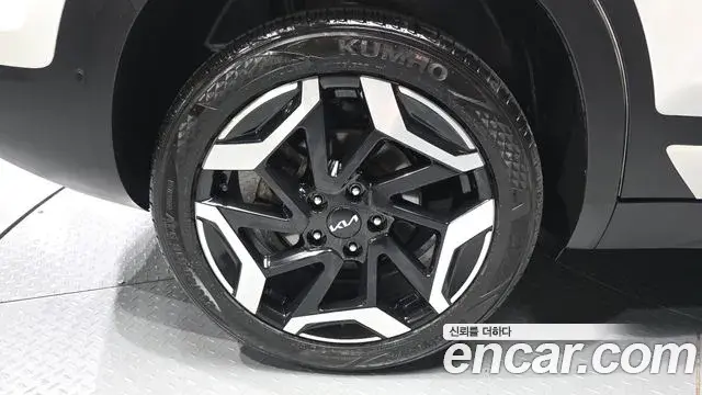 Kia Seltos 2024 — Şəkil 20/20
