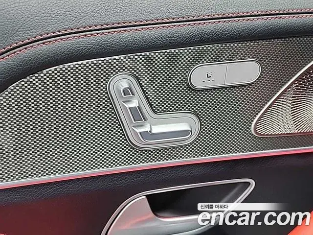 Mercedes-Benz GLE-Class 2023 — Фото 12/19