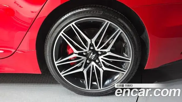 Kia Stinger Meister 2021 — Photo 24/34