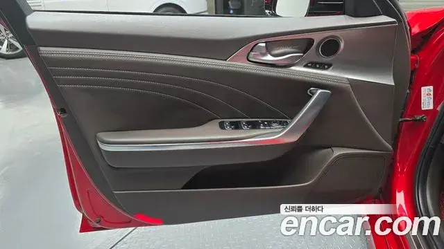 Kia Stinger Meister 2021 — Photo 13/34
