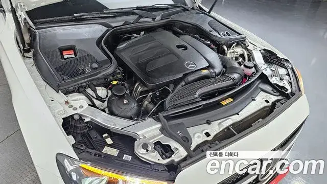 Mercedes-Benz E-Class 2022 — Фото 6/20