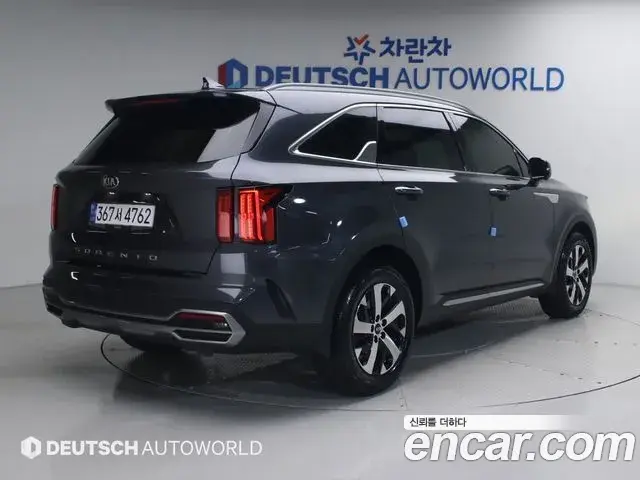 Kia Sorento 2021 — Фото 1/20