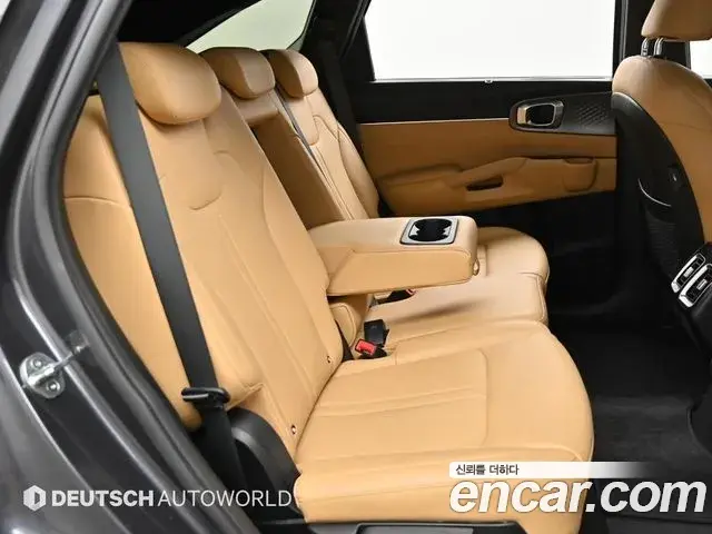 Kia Sorento 2021 — Фото 11/20