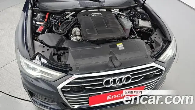 Audi A6 2022 — Photo 14/33