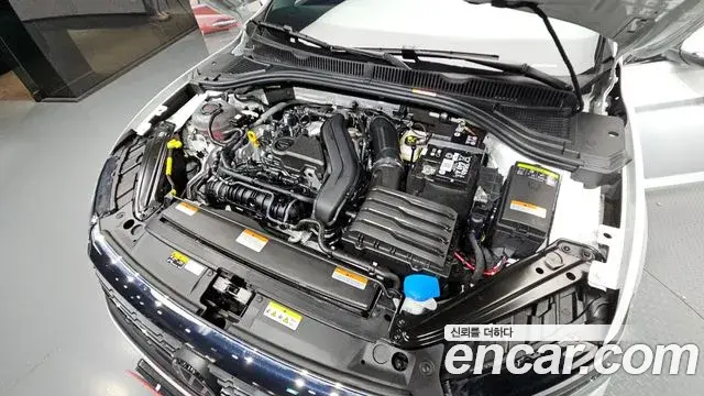 Volkswagen Jetta 2024 — Photo 7/31