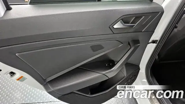 Volkswagen Jetta 2024 — Photo 30/31