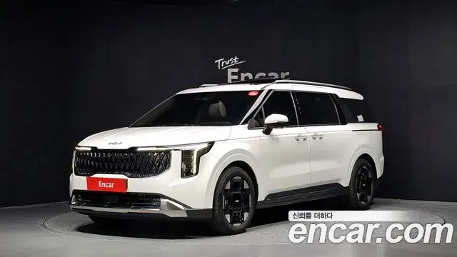 Kia Carnival 2024 — Photo 1/20