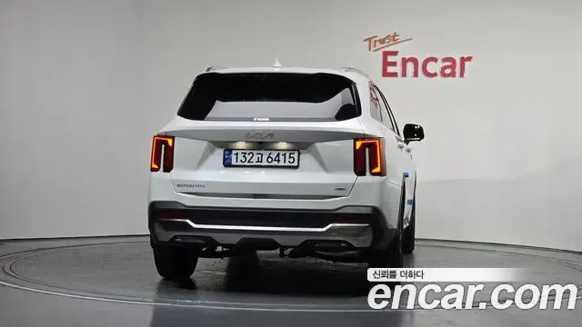 Kia Sorento 2024 — Şəkil 20/33