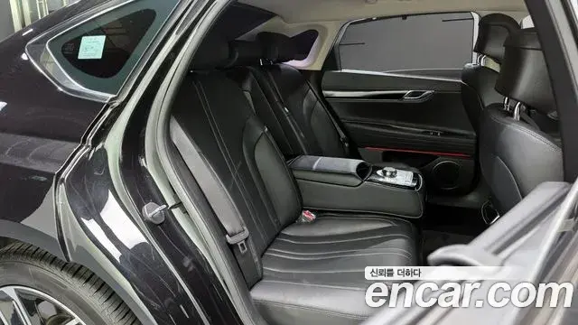 Genesis G80 2024 — Photo 22/34