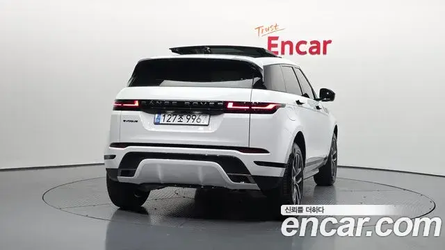 Land Rover Range Rover Evoque 2025 — ფოტო 6/34