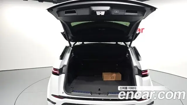 Land Rover Range Rover Evoque 2025 — ფოტო 31/34